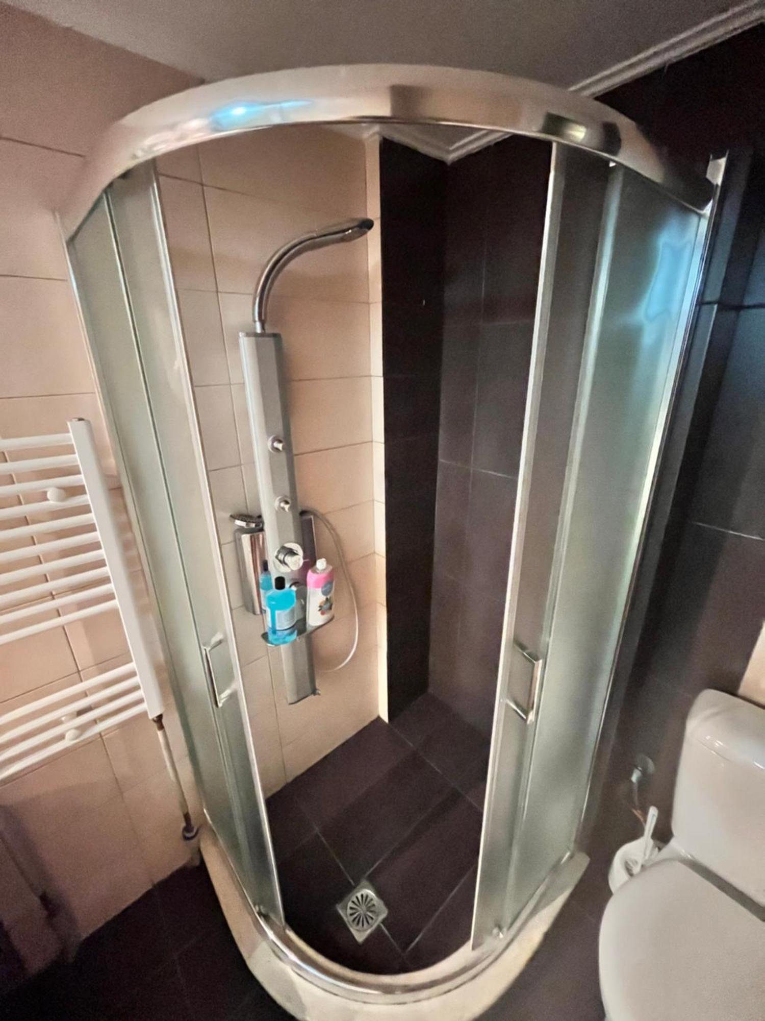 Beautiful Luxurious Family In Koukaki Apartment Athens