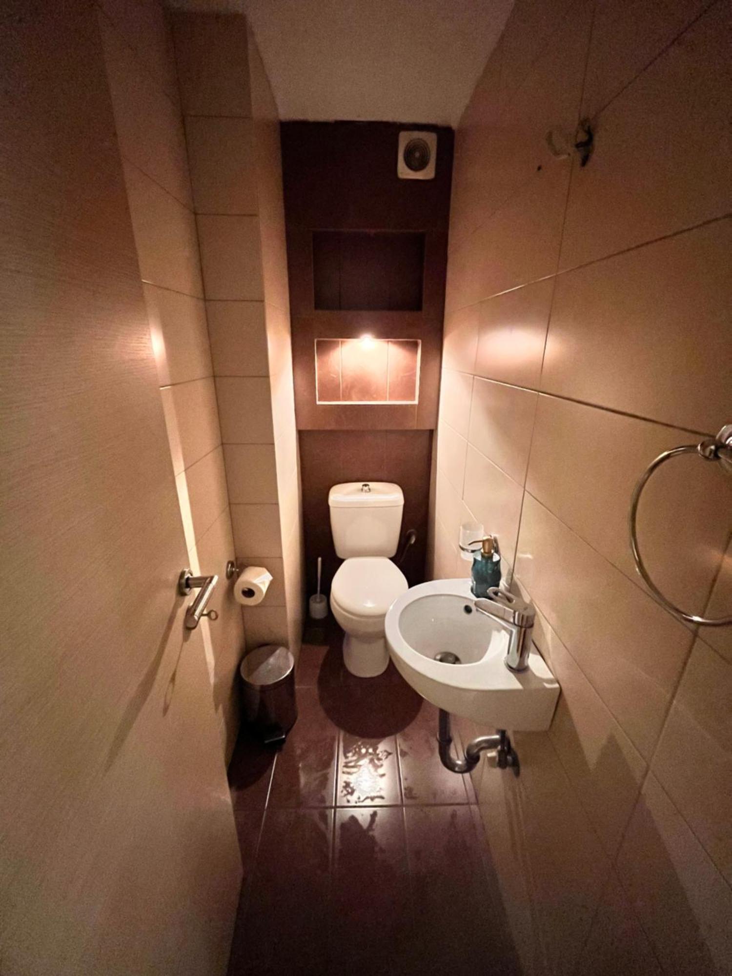 Beautiful Luxurious Family In Koukaki Apartment *